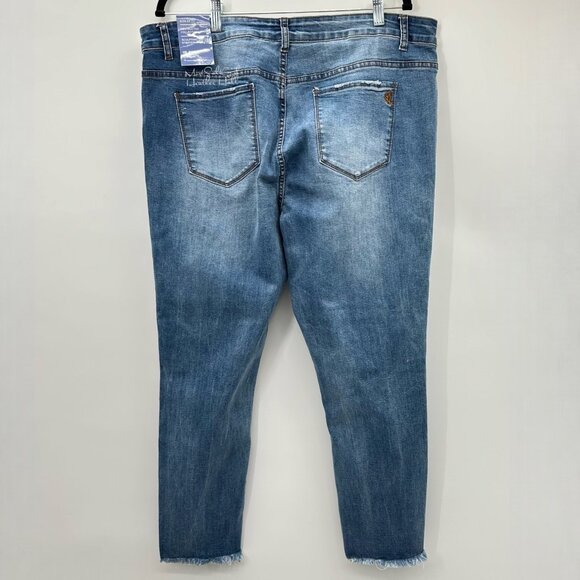VIP Jeans Women's Destructed Collection Sculpting Stretch Denim Jeans Size 22 - Picture 2 of 9